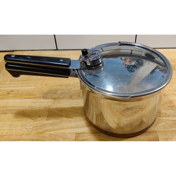 Vintage Revere Ware Copper Clad Stainless 4 Qt Pressure Cooker Read & See Pic's - Picture 1 of 9